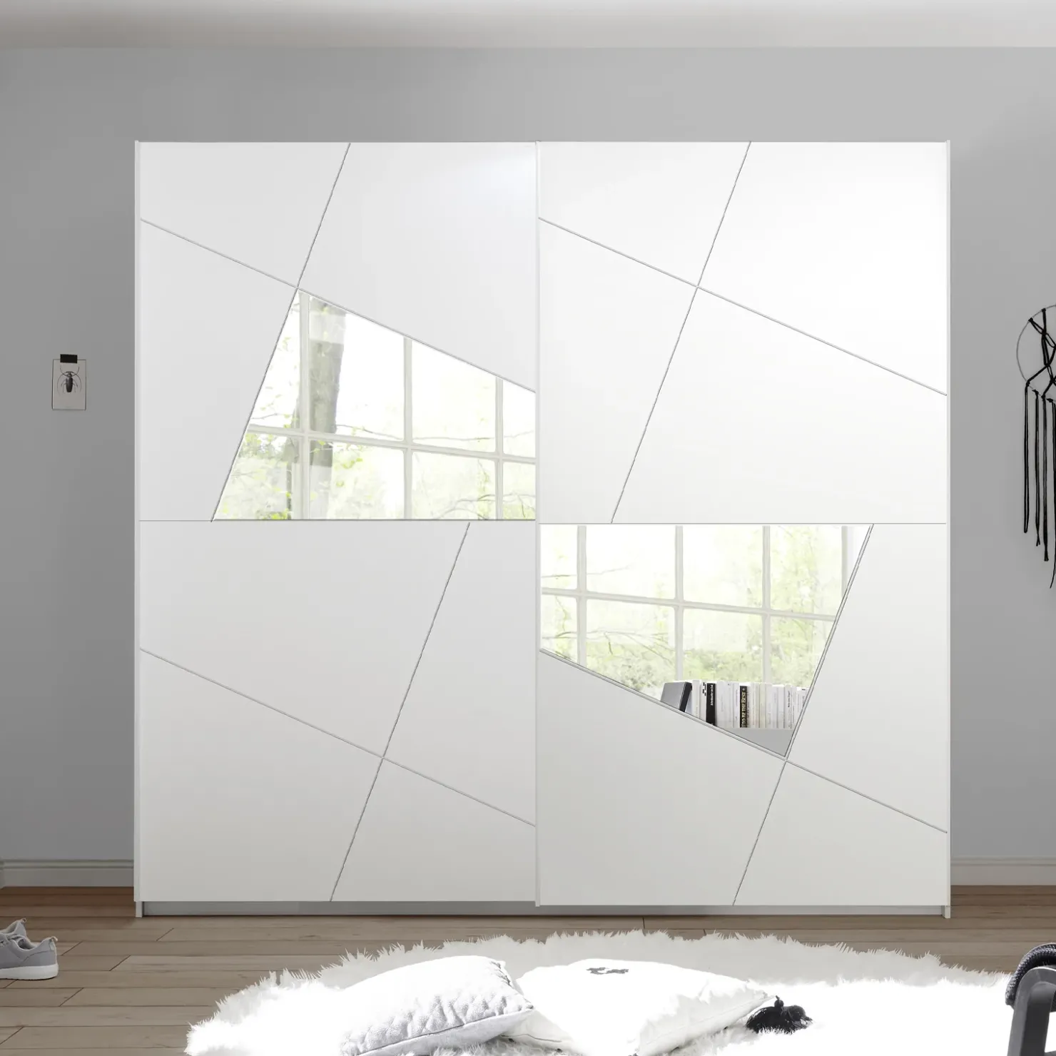 Garnero Arredamenti Armadio 243x230h cm 2 ante scorrevoli bianco frassinato opaco con serigrafia e specchio Olimpo New