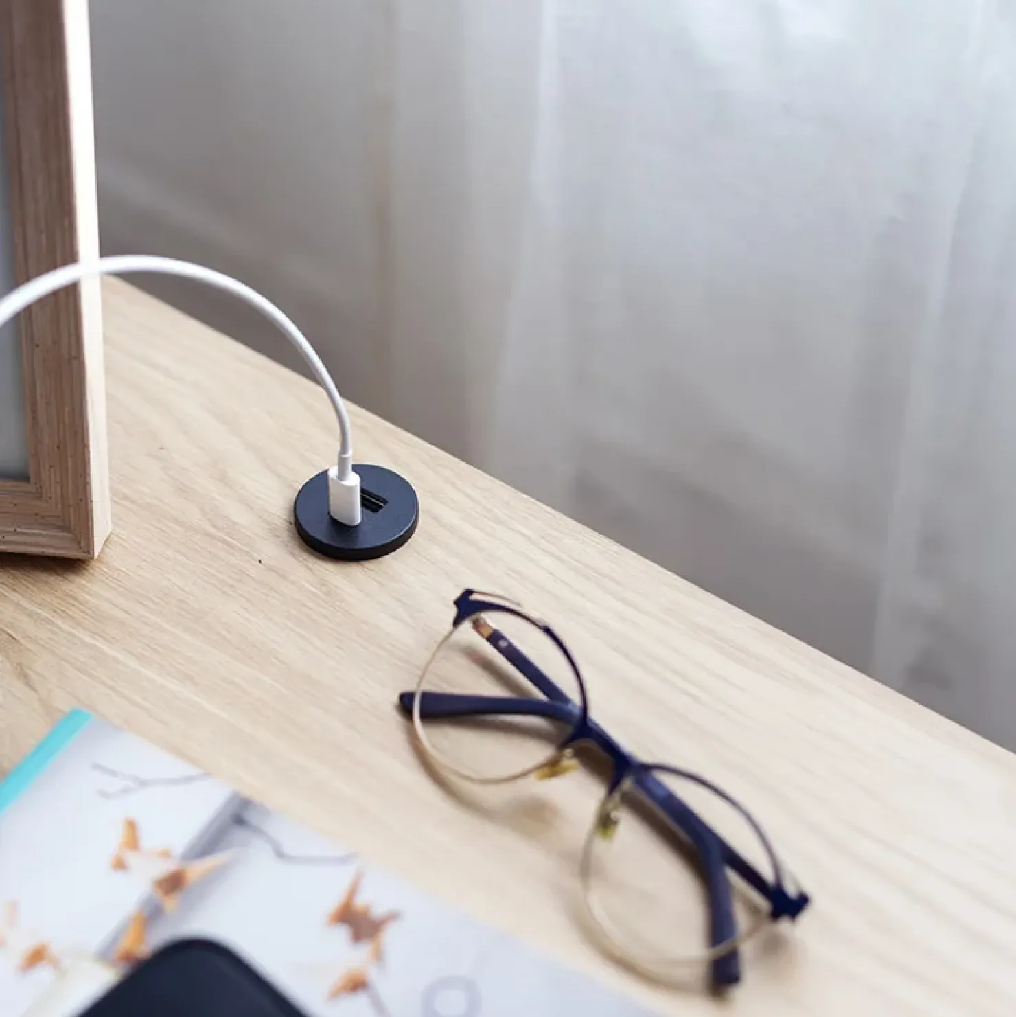 Garnero Arredamenti Comodino 45x46h cm 1 cassetto USB C rovere Noor