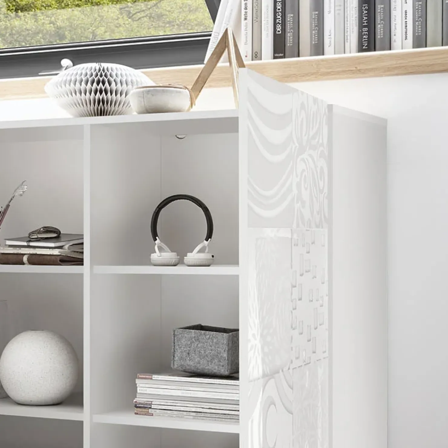 Garnero Arredamenti Credenza alta 121x111h cm 2 ante bianco laccato lucido con serigrafia Paradise Bianco Lucido New