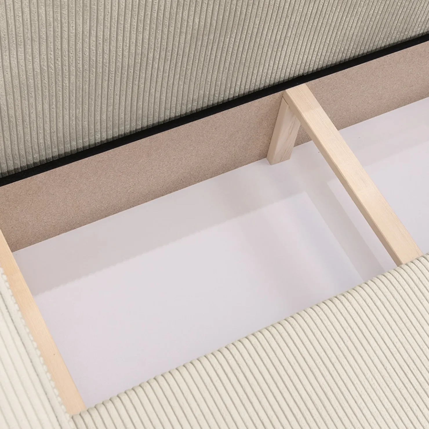 Garnero Arredamenti Divano letto angolare 4 posti 272x145cm con box contenitore velluto a coste beige Ploffy Discount