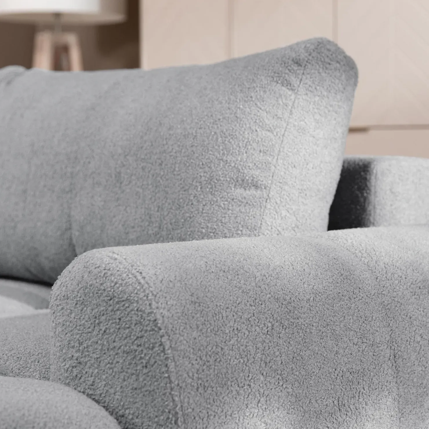 Garnero Arredamenti Divano letto con angolo a destra 4 posti 270x173cm con contenitore Litos Tessuto Bouclé Grigio chiaro Hot