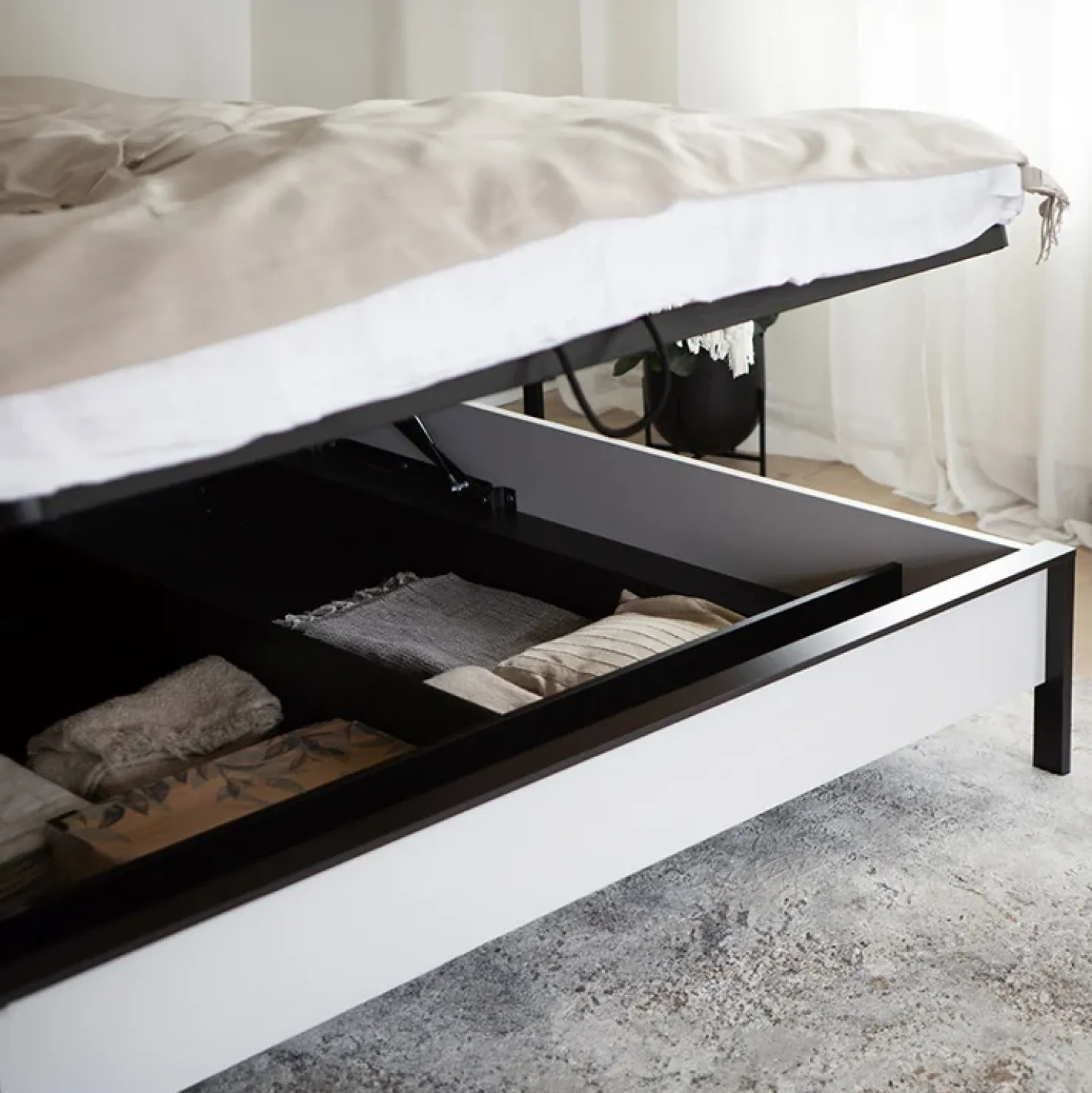 Garnero Arredamenti Letto matrimoniale contenitore 160x200cm con LED e presa USB-C grigio nero rovere Luna Online