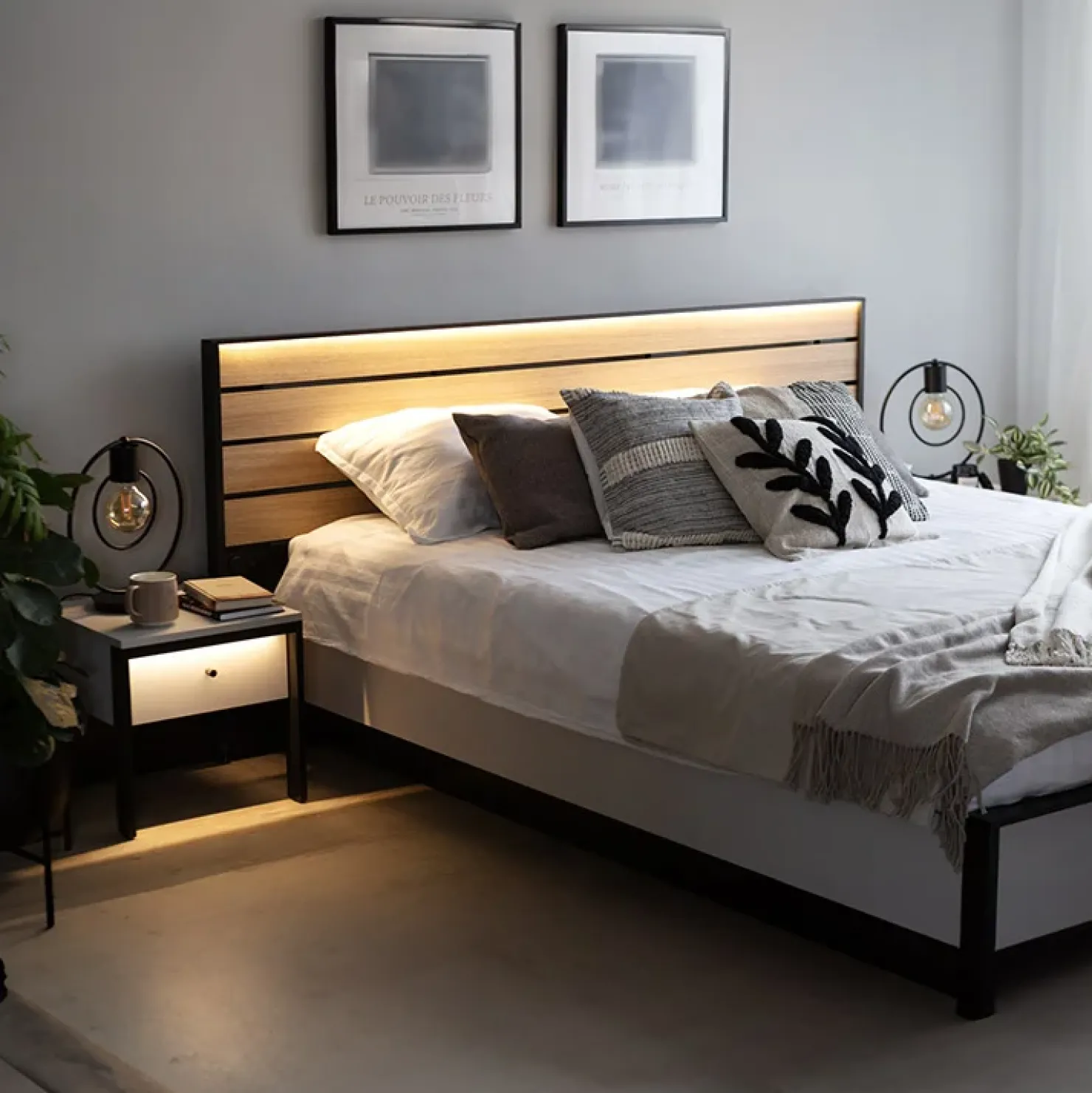 Garnero Arredamenti Letto matrimoniale contenitore 160x200cm con LED e presa USB-C grigio nero rovere Luna Online