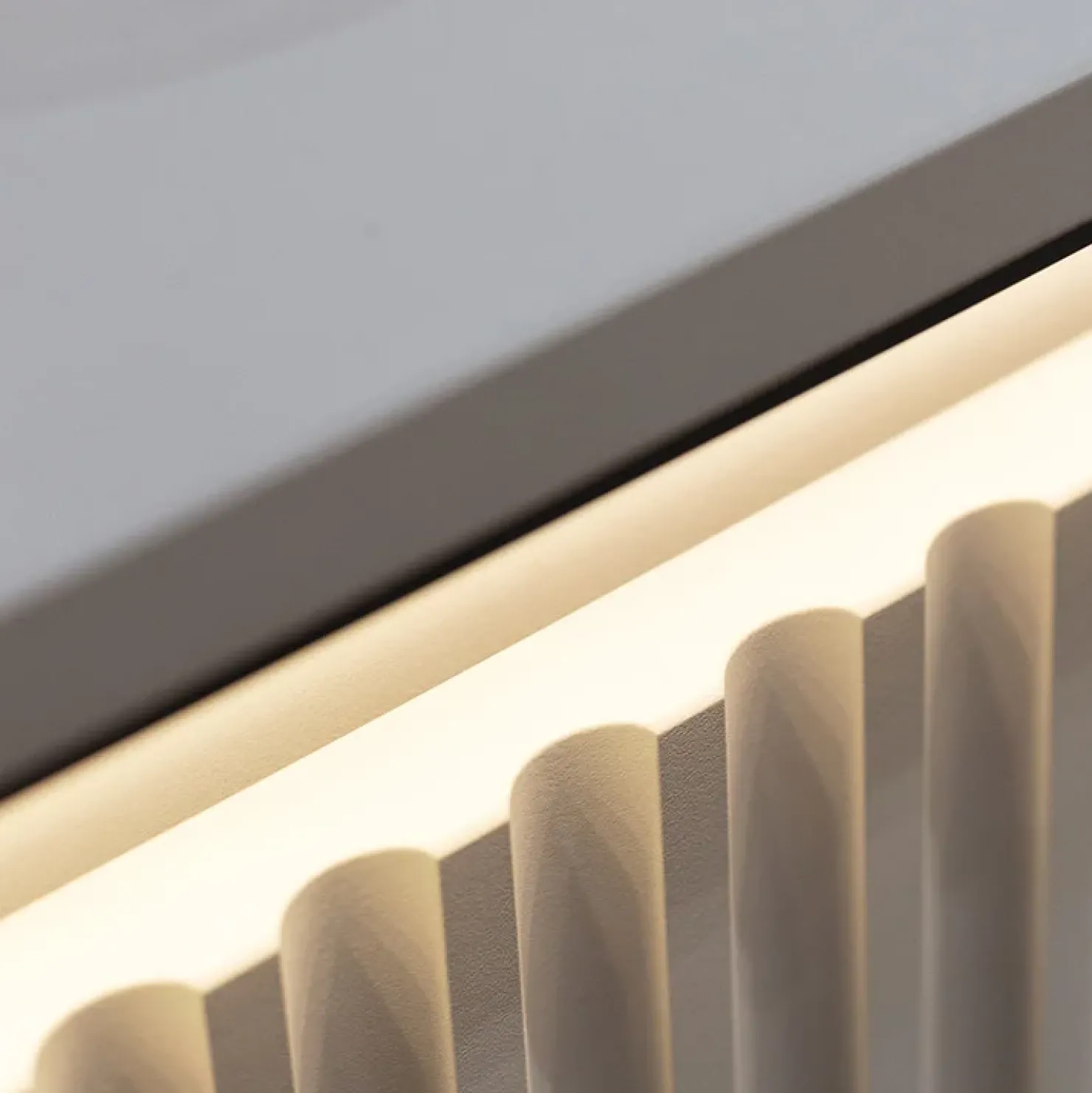 Garnero Arredamenti Madia 193x83h cm 4 ante con led cannettato nero Camelia Bianco Opaco New