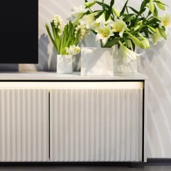 Garnero Arredamenti Madia 193x83h cm 4 ante con led cannettato nero Camelia Bianco Opaco New