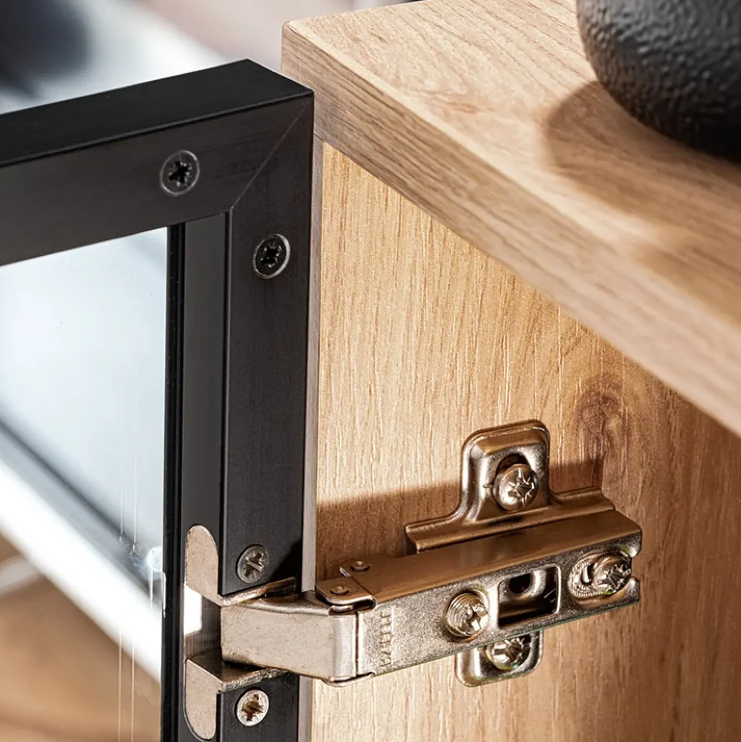 Garnero Arredamenti Madia 160x82h cm 4 ante con stampa nera soggiorno noce Mendes Best