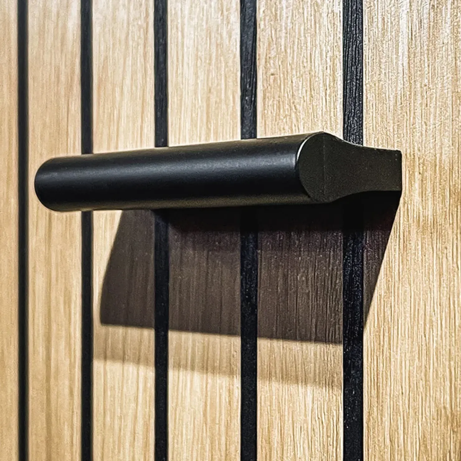 Garnero Arredamenti Mobile ingresso 90x203h cm moderno rovere antracite stampa a righe Arizona Gihome® Antracite - Rovere Online