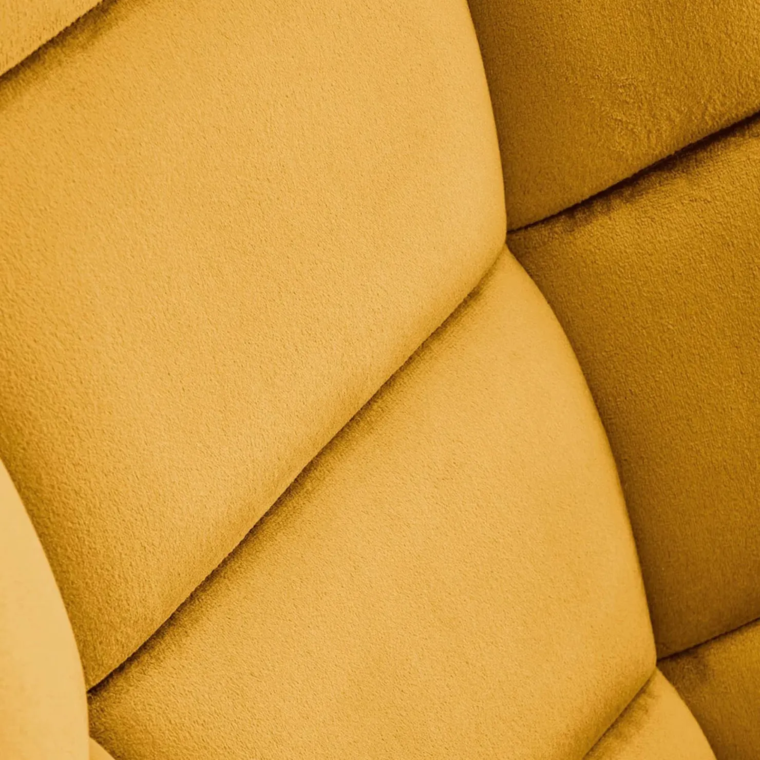 Garnero Arredamenti Poltrona a dondolo relax imbottita in velluto giallo Nanna Senape