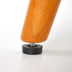 Garnero Arredamenti Poltrona moderna design in stoffa beige chiaro e gambe legno noce chiaro Bled Hot