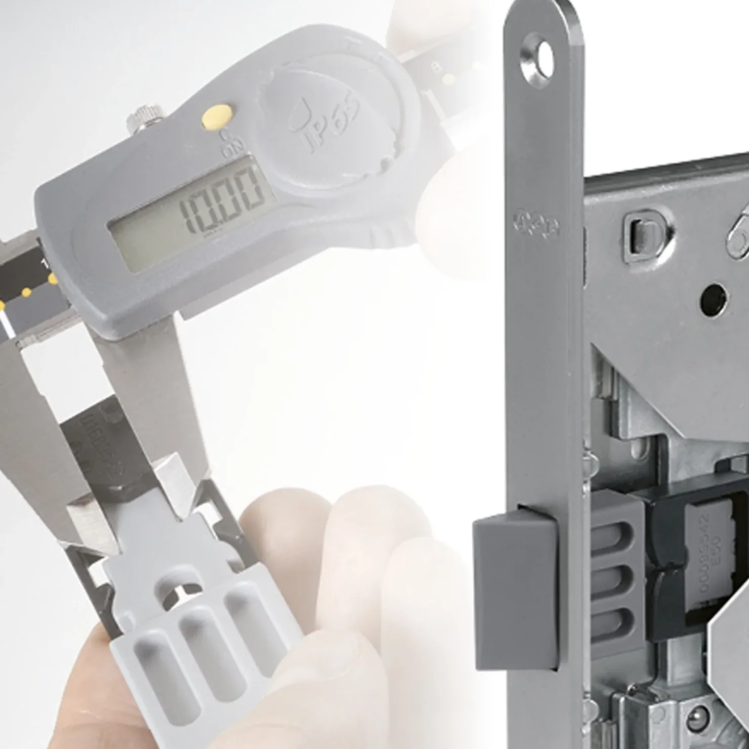 Garnero Arredamenti Porta battente reversibile per interni 90x210h cm Niagara Bianco Frassinato Sale