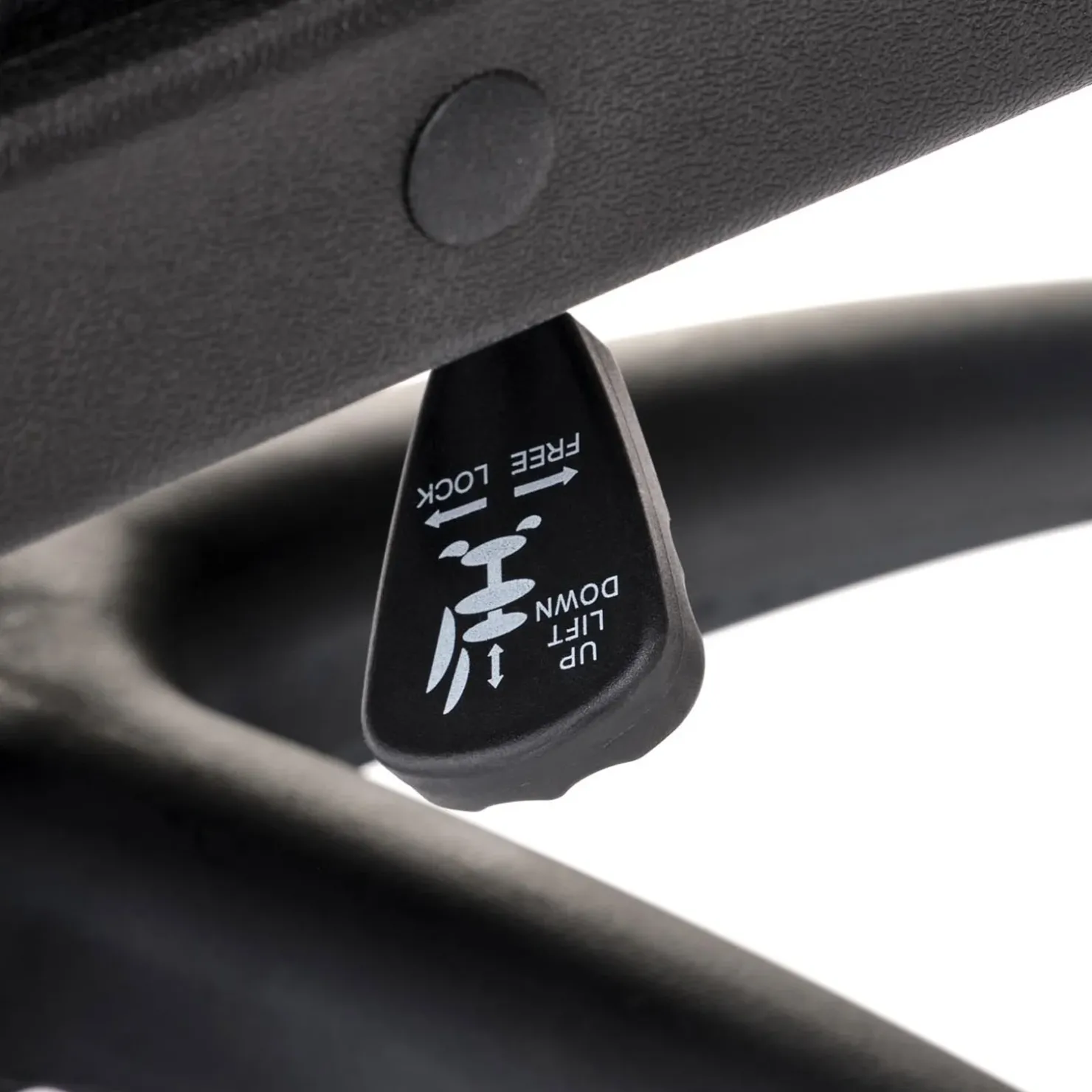 Garnero Arredamenti Sedia da ufficio con braccioli e ruote regolabile imbottita in Marilu Ecopelle Nero Discount