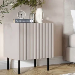 Garnero Arredamenti Set 2 comodini 45x54h cm 1 anta con frontali cannettati beige Ziggy Hot