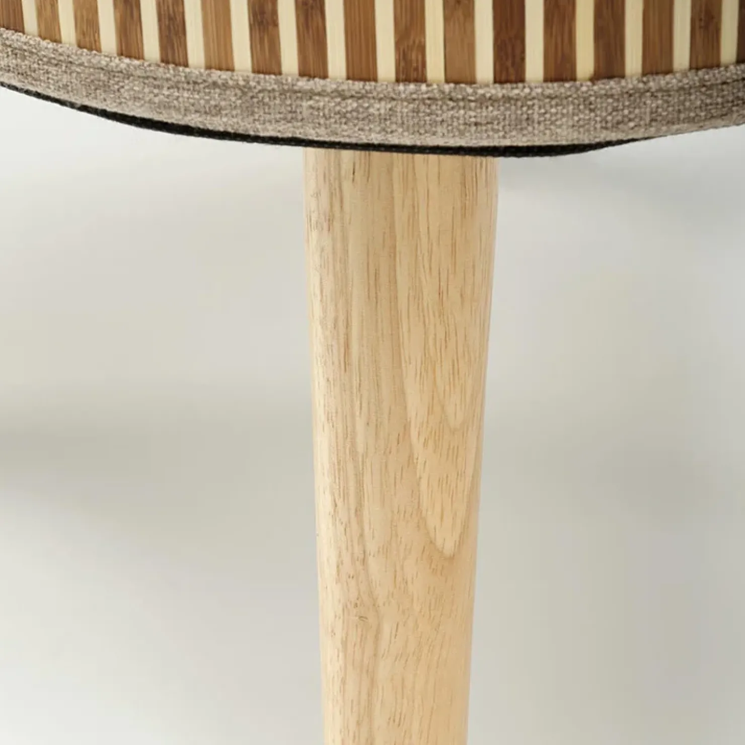 Garnero Arredamenti Set 2 pouf con contenitore in tessuto beige rovere Gandalf Hot