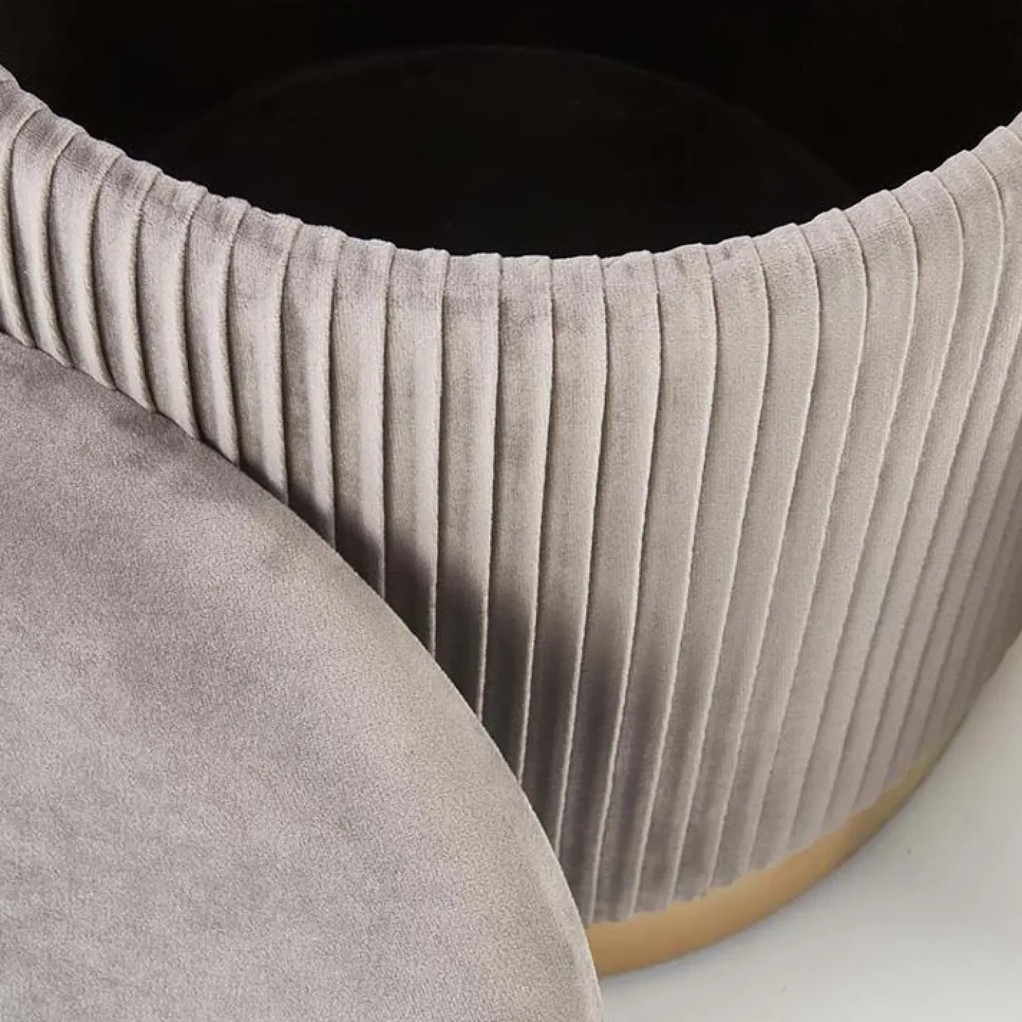 Garnero Arredamenti Set 2 pouf rotondi contenitore in velluto acciaio cromato oro Cubal Grigio - Oro Outlet