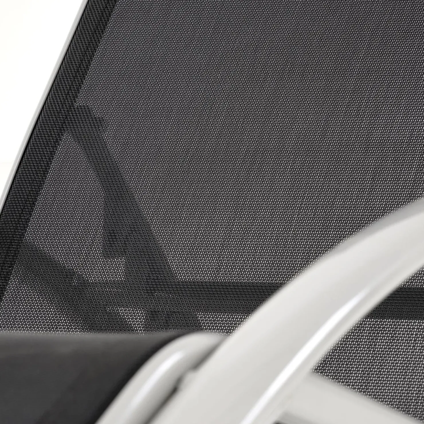 Garnero Arredamenti Set 2 sdraio da giardino con tavolino relax nero grigio Marea