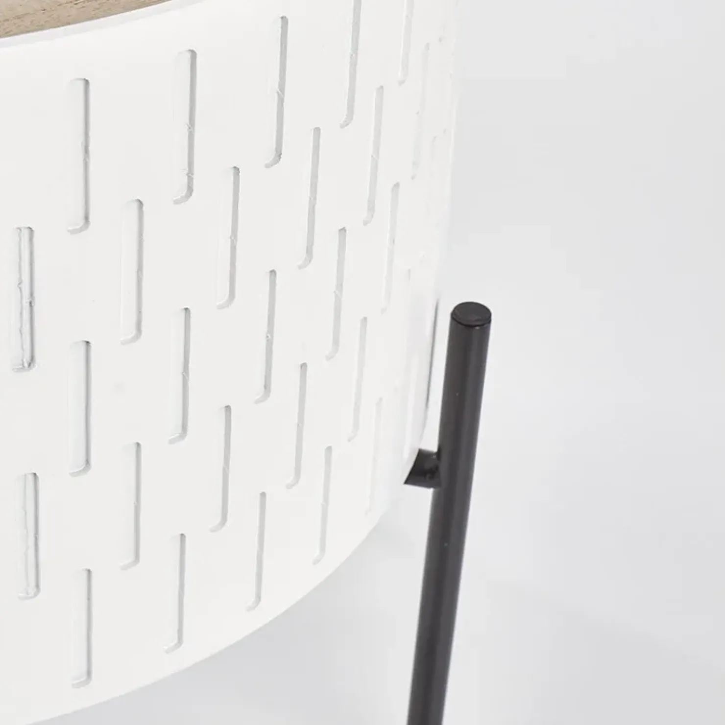 Garnero Arredamenti Tavolino da salotto contenitore 35x35cm rotondo bianco opaco Sligo Sale