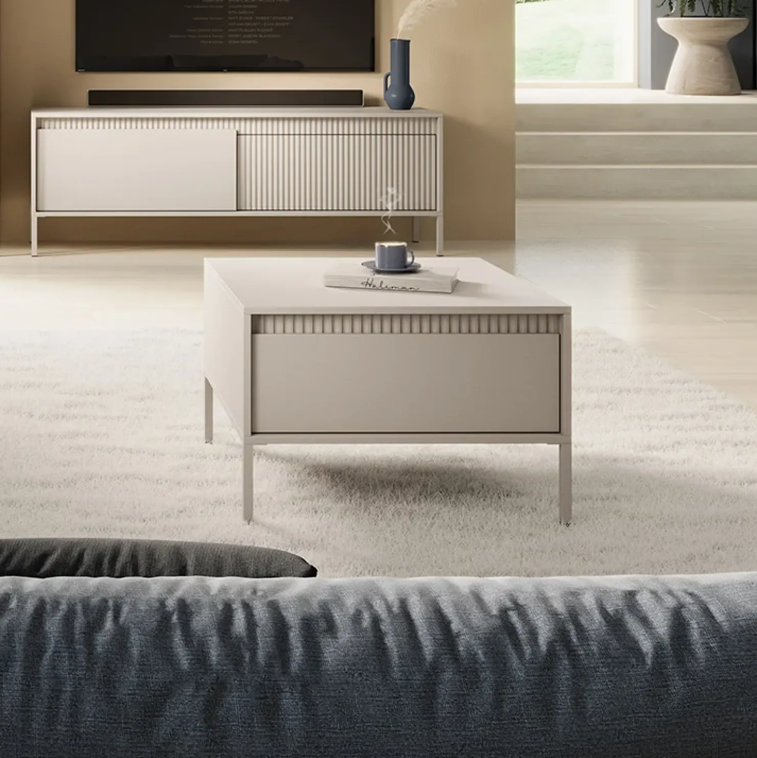 Garnero Arredamenti Tavolino da salotto 68x49cm 1 cassetto cannettato Ciar Beige New