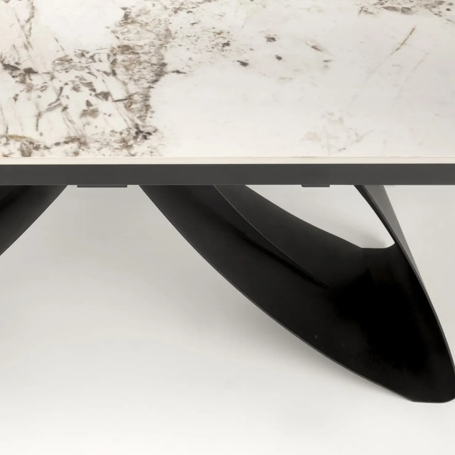 Garnero Arredamenti Tavolo allungabile 180/260cm moderno effetto marmo bianco nero Novellino Clearance