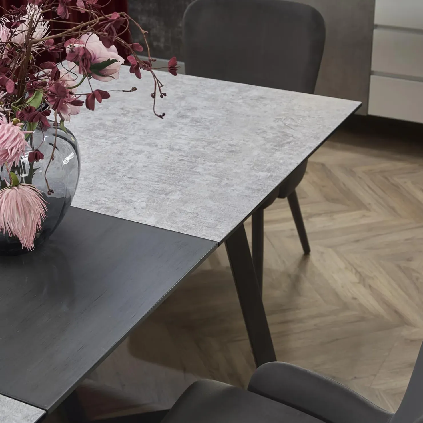 Garnero Arredamenti Tavolo allungabile 160/210cm moderno vetro acciaio grigio Jennifer Sale