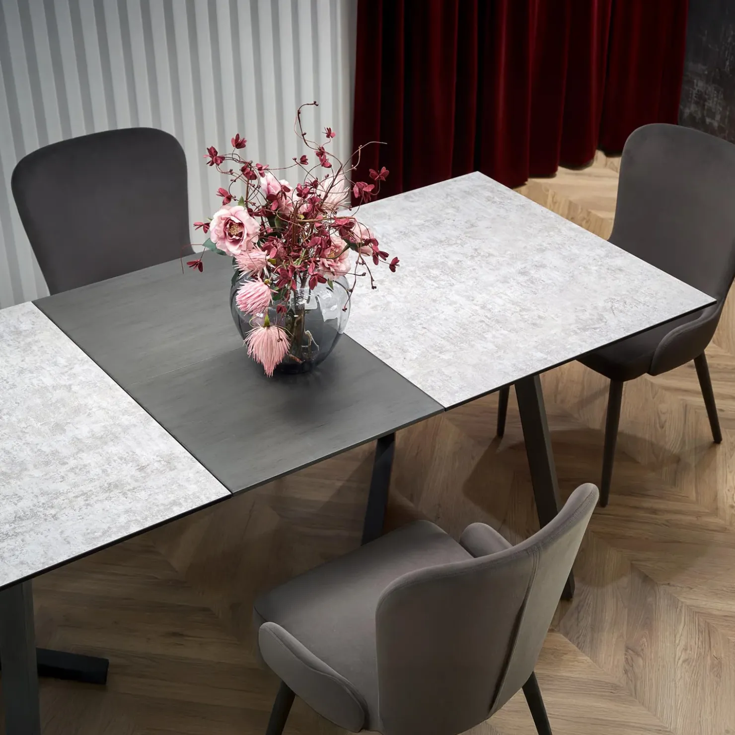 Garnero Arredamenti Tavolo allungabile 160/210cm moderno vetro acciaio grigio Jennifer Sale