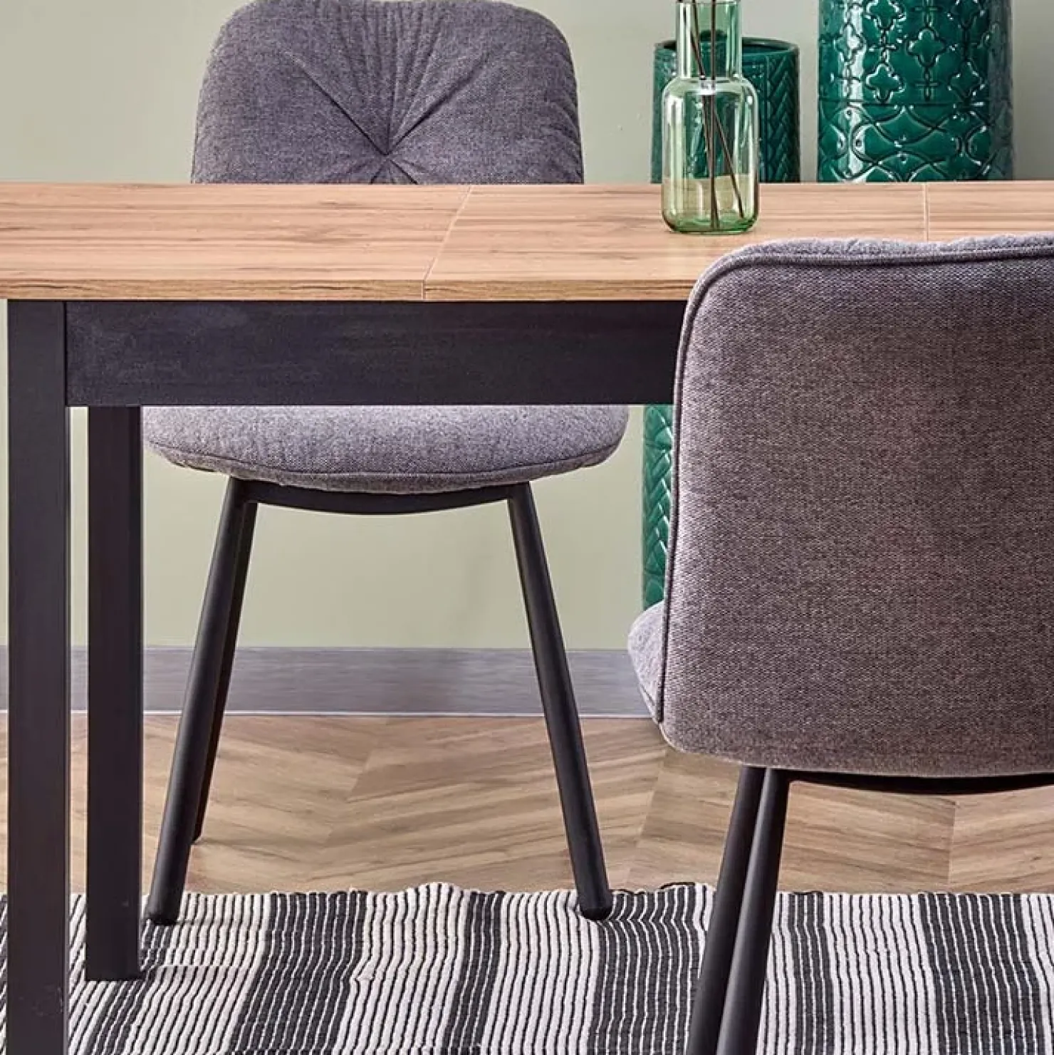 Garnero Arredamenti Tavolo 124/168cm allungabile moderno rovere wotan nero Sabo