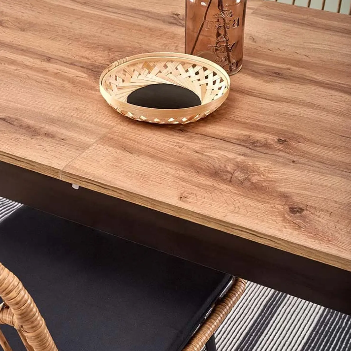 Garnero Arredamenti Tavolo 124/168cm allungabile moderno rovere wotan nero Sabo