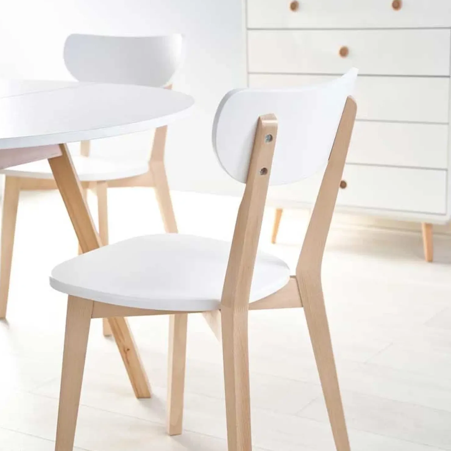 Garnero Arredamenti Tavolo 102/142cm allungabile rotondo bianco opaco rovere Medina Bianco Opaco - Rovere