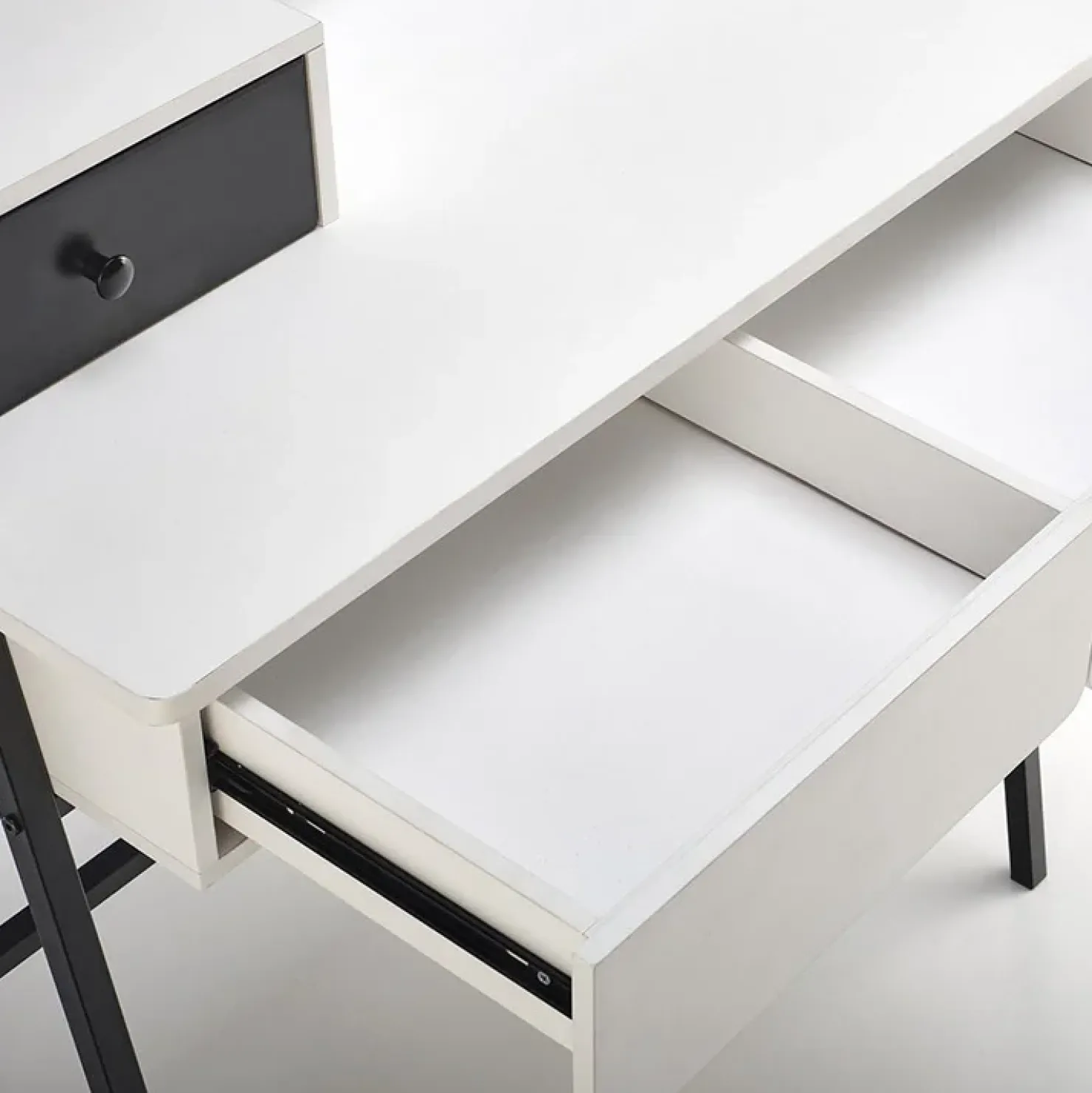 Garnero Arredamenti Toeletta da trucco con specchio 80x120cm bianco nero Miralda Sale